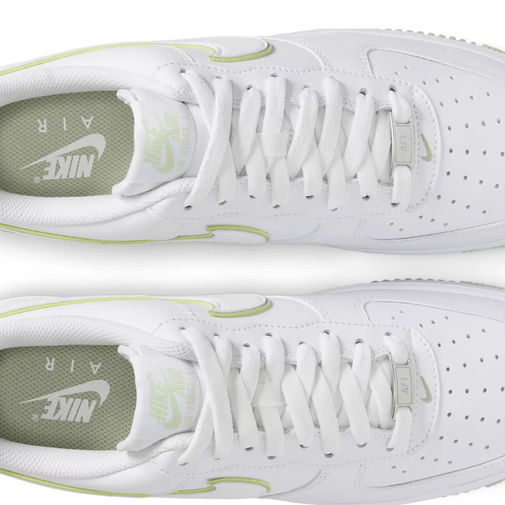 Nike Men's Air Force 1 '07 Shoes SIZE: 12 820266 White Honeydew